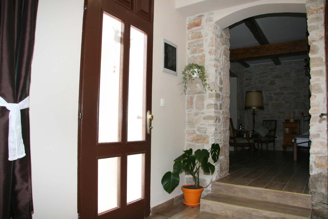 Apartments Sena بولا المظهر الخارجي الصورة