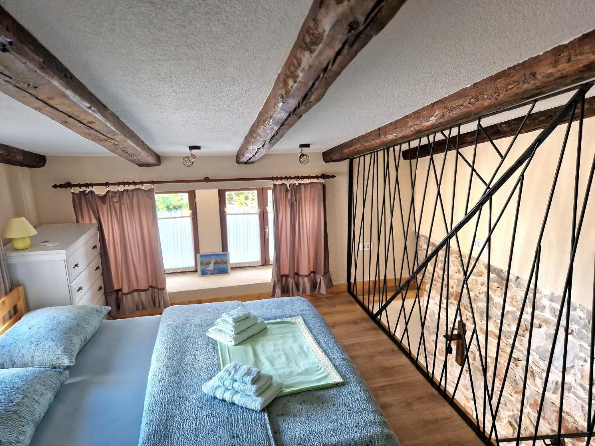 Apartments Sena بولا المظهر الخارجي الصورة