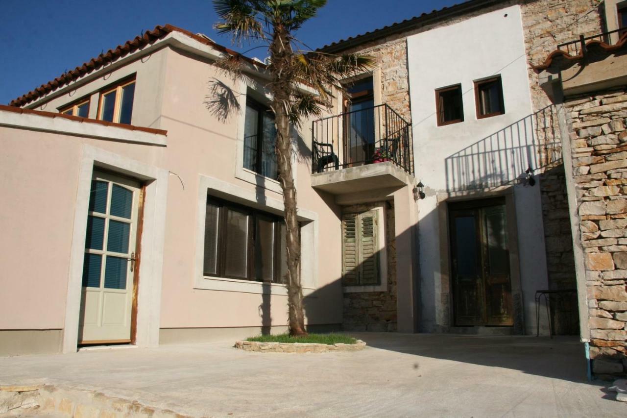 Apartments Sena بولا المظهر الخارجي الصورة
